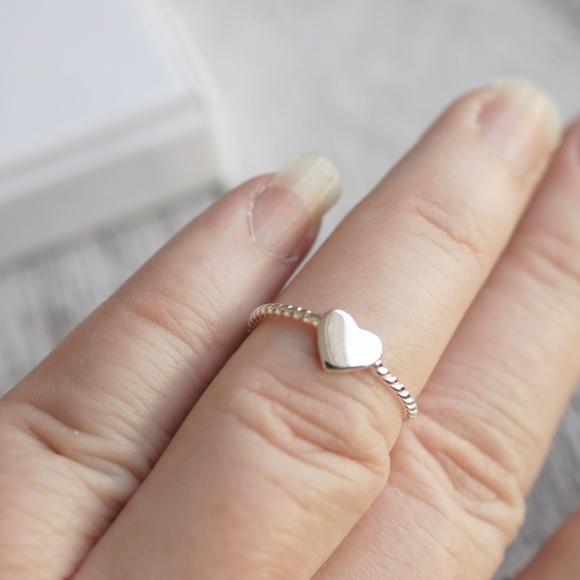 Silver heart ring sterling silver NWT - Picture 1 of 5
